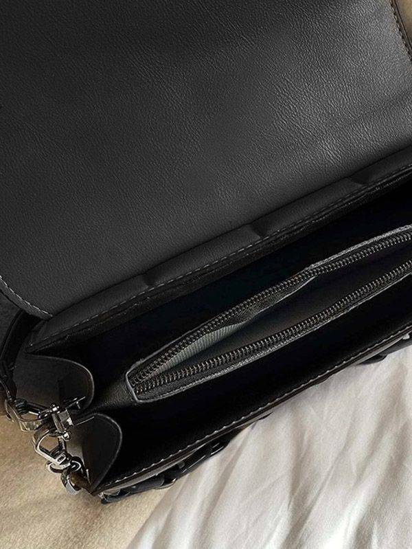 Eira (恵) - Modern Warmth